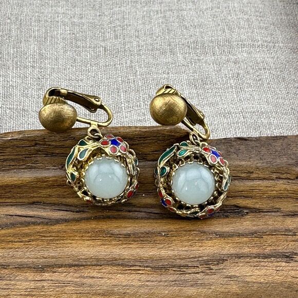 Vintage Clip-on Earrings Vermeil Gold Over Silver Cloisonne White Nephrite Jade - Picture 4 of 12